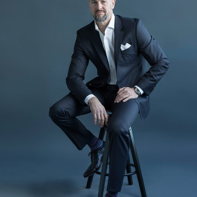 Mens-corporate-headshot-portrait-photographer-calgary